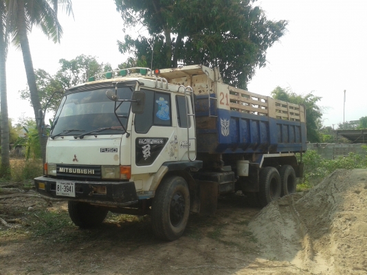 ราคาใหม่ 350,000ลดสุดๆ ด่วนเลยครับMitsu fuso fn527 MA เบรคใหญ่ เกียร์ใหญ่เพลาบุ๋ม ดุมแฉก แอร์เย็น