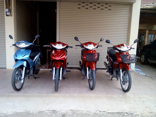 ขายเหมา Honda Wave สภาพดีพร้อมใช้งานราคาเป็นกันเอง ขายเหมาทั้ง 4 คัน เลยคะ ขายเหมา Honda Wave สภาพดีพร้อมใช้งานราคาเป็นกันเอง ขายเหมาทั้ง 4 คัน เลยคะ