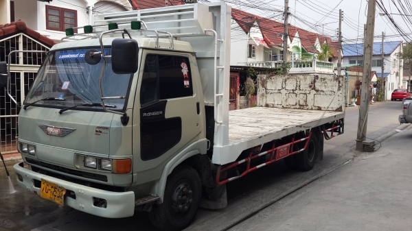 ขายHINO  FC2W    120แรง   5.5เมตร    คัชชีงาม  เครื่องแน่น รับประกัน