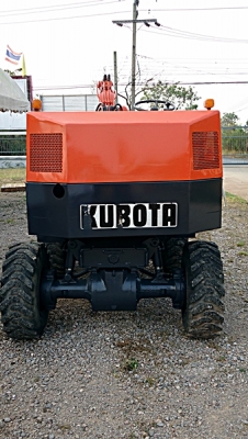 ขายรถขุดล้อยางขนาดกลาง KUBOTA รุ่น KH-70FD ขายรถขุดล้อยางขนาดกลาง KUBOTA รุ่น KH-70FD