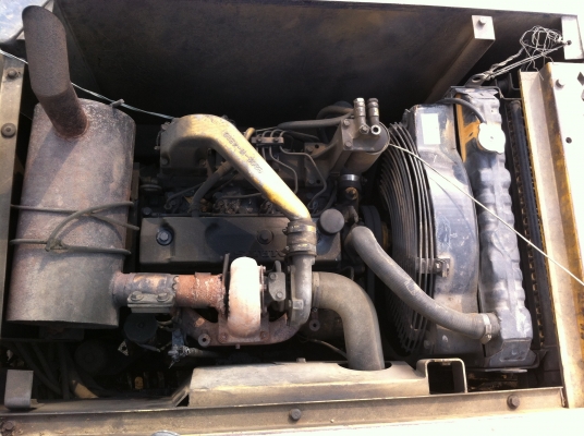 ขายรถแมคโค komatsu pc100-5 สภาพพร้อมใช้งาน