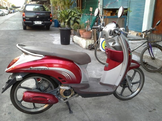 Scoopy i ปี 54 สีแดง รถสวย เครื่องดี ล้อแม็ค ไม่หลวม ไม่มีควัน Scoopy i ปี 54 สีแดง รถสวย เครื่องดี ล้อแม็ค ไม่หลวม ไม่มีควัน