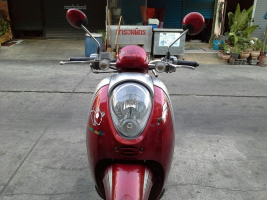 Scoopy i ปี 54 สีแดง รถสวย เครื่องดี ล้อแม็ค ไม่หลวม ไม่มีควัน Scoopy i ปี 54 สีแดง รถสวย เครื่องดี ล้อแม็ค ไม่หลวม ไม่มีควัน