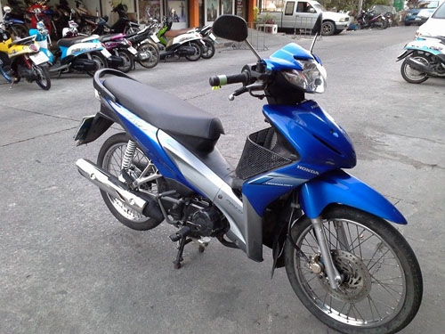 wave 110 I ปี 53 สีน้ำเงิน รถบ้าน เดิมๆ เครื่องแน่นๆ ไม่หลวม wave 110 I ปี 53 สีน้ำเงิน รถบ้าน เดิมๆ เครื่องแน่นๆ ไม่หลวม