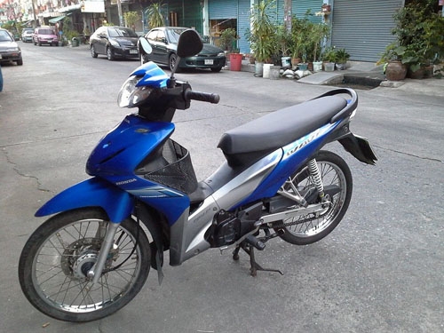 wave 110 I ปี 53 สีน้ำเงิน รถบ้าน เดิมๆ เครื่องแน่นๆ ไม่หลวม wave 110 I ปี 53 สีน้ำเงิน รถบ้าน เดิมๆ เครื่องแน่นๆ ไม่หลวม