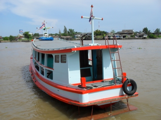 ขายเรือท่องเที่ยว