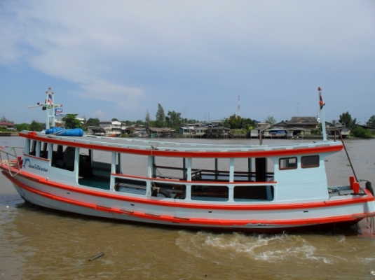 ขายเรือท่องเที่ยว