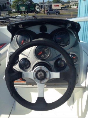 sea doo speedster 200 พร้อมtrailerเครื่องtwin แรงมาก sea doo speedster 200 พร้อมtrailerเครื่องtwin แรงมาก