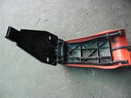 ขาย ปีกหม้อน้ำ กับอะไหล่วิบากรุ่นเก่าๆนิดหน่อยครับ...