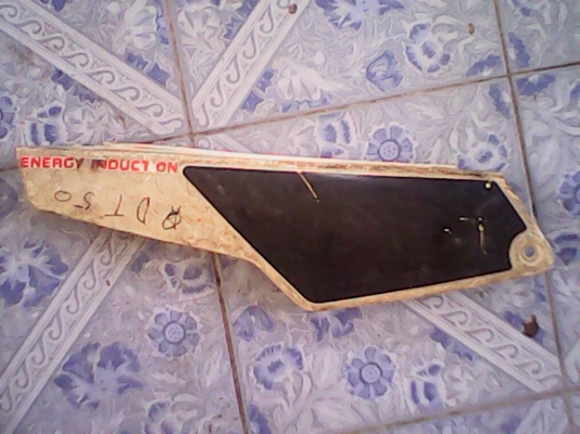 ขาย ปีกหม้อน้ำ กับอะไหล่วิบากรุ่นเก่าๆนิดหน่อยครับ... ขาย ปีกหม้อน้ำ กับอะไหล่วิบากรุ่นเก่าๆนิดหน่อยครับ...