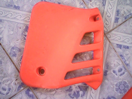 ขาย ปีกหม้อน้ำ กับอะไหล่วิบากรุ่นเก่าๆนิดหน่อยครับ... ขาย ปีกหม้อน้ำ กับอะไหล่วิบากรุ่นเก่าๆนิดหน่อยครับ...