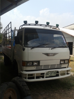 ฝากขาย รถบรรทุก6ล้อ HINO FB113 เครื่อง117HP กระบะยาว 4.30 ม. สภาพหัวเก๋งสวย,คัชซีสวย,เครื่องแน่น,ยางพอใช้ได้ ต้องการขาย ราคา550,000บาท ต่อรองได้ครับ สนใจติดต่อ:082-3223112,094-5324914 คุณ นิเทพ รถอยู่ ช่องจอม จ.สุรินทร์
