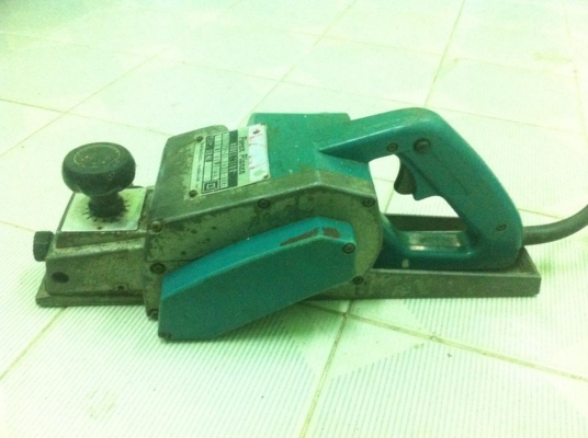 กบไฟฟ้า 3 นิ้ว Makita รุ่น 1100 (750w.)