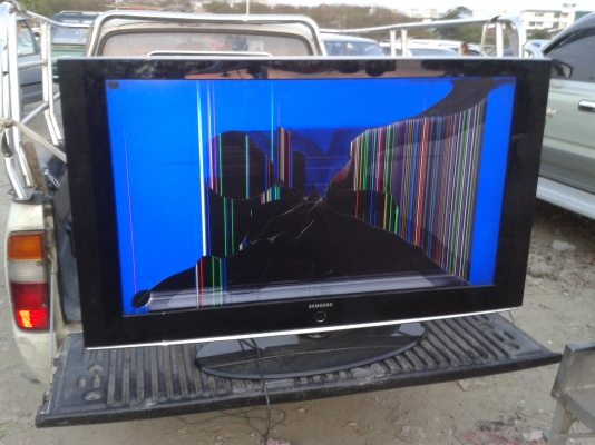 ขาย LCD SAMSUNG 46 นิ้ว หน้าจอแตกอย่าวเดียว อยู่บางนา ซ.ลาซาล