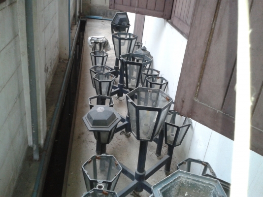 โคมไฟไม่มีเสา ทั้งหมด 2500