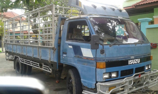 ขายรถบรรทุก 6 ล้อ ISUZU