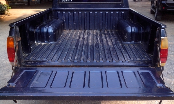 อีซูซุ KB สวยๆ เดิมๆ มานำเสนอ หาอยู่มาดูลองขับยังไงก็ชอบ