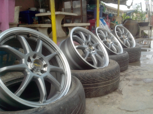 ขายแม็ก17 4รู100/114สวยๆเดิมๆ ไม่คดไม่ดุ้ง