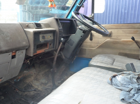 ISUZU NKR ห้างแท้ ด่วนๆขายถึงสิ้นเดือนนี้เท่านั้น!!! ISUZU NKR ห้างแท้ ด่วนๆขายถึงสิ้นเดือนนี้เท่านั้น!!!