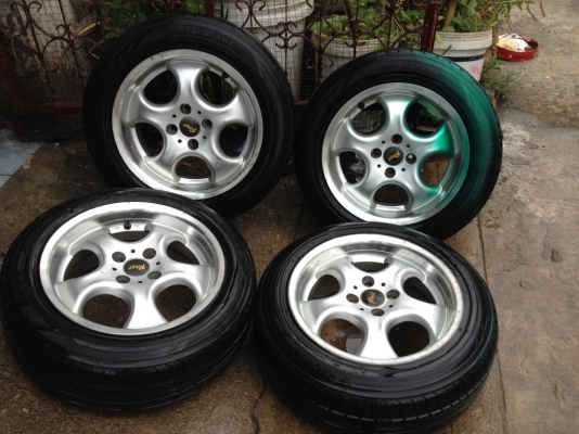 ล้อ emr ขอบ15กว้าง7นิ้วอ๊อฟ35 4รู100เก่าญี่ปุ่นสภาพตามรูป