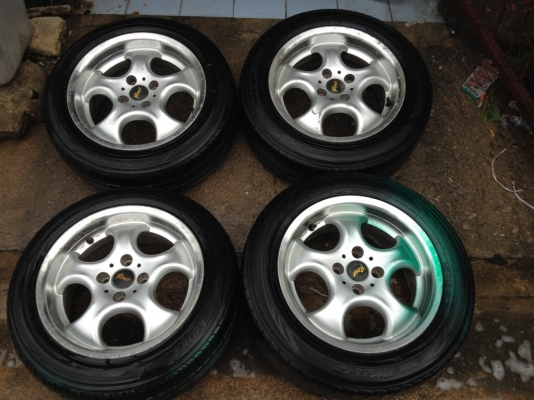 ล้อ emr ขอบ15กว้าง7นิ้วอ๊อฟ35 4รู100เก่าญี่ปุ่นสภาพตามรูป ล้อ emr ขอบ15กว้าง7นิ้วอ๊อฟ35 4รู100เก่าญี่ปุ่นสภาพตามรูป