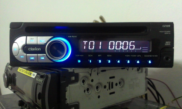 Clarion CZ 109 ลดสุดๆแล้วครับ Clarion CZ 109 ลดสุดๆแล้วครับ