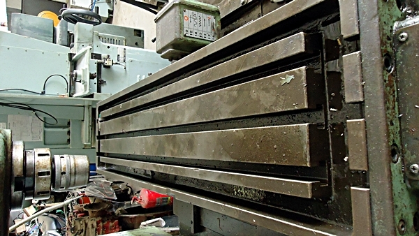 ขายเครื่่องปาด NIIGATA MILLING MACHINE 2UMB ขายเครื่่องปาด NIIGATA MILLING MACHINE 2UMB