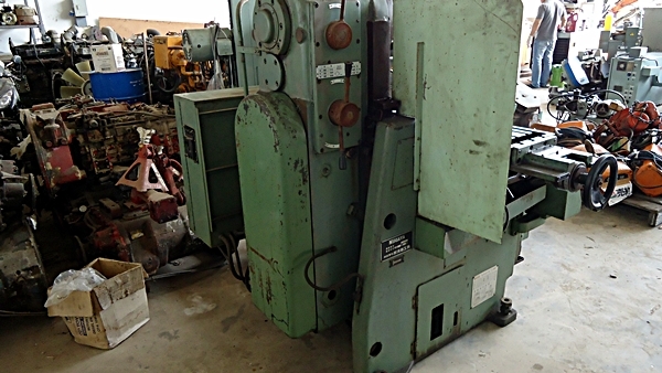 ขายเครื่่องปาด NIIGATA MILLING MACHINE 2UMB ขายเครื่่องปาด NIIGATA MILLING MACHINE 2UMB