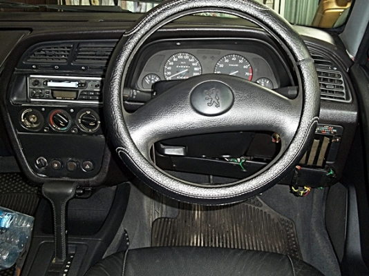 306 ปี 1999 สีแดงสดสวย แอร์ฉ่ำ Lpgลงเล่ม ขับดีไม่มีปัญหาความร้อน 306 ปี 1999 สีแดงสดสวย แอร์ฉ่ำ Lpgลงเล่ม ขับดีไม่มีปัญหาความร้อน