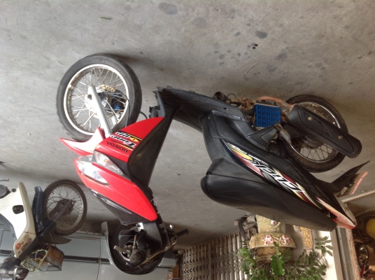 ขาย click เครื่องดี มีทะเบียนชุดโอนพร้อม 10500