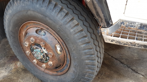 ขายด่วนไอ้หลงโบสองเพลาดั้มสภาพพร้อมใช้สุดๆFN527MTF-4688 โทร0801515451