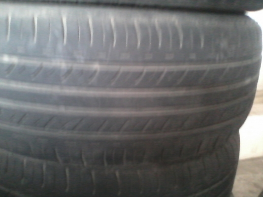 (ขอบคุณ Truck2hand ครับ )ขายยาง 195-50-R15 สภาพดี 4 เส้น 600 บาท