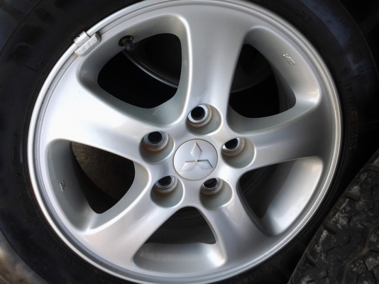 แม็ก ไทรทรัน ขอบ 15 5รู114