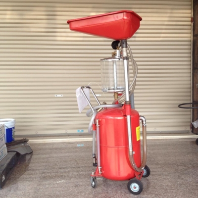 เครื่องเปลี่ยนถ่ายน้ำมันเครื่อง - น้ำมันเกีย แบบง่ายๆ ด้วยแรงดันลม เครื่องเปลี่ยนถ่ายน้ำมันเครื่อง - น้ำมันเกีย แบบง่ายๆ ด้วยแรงดันลม