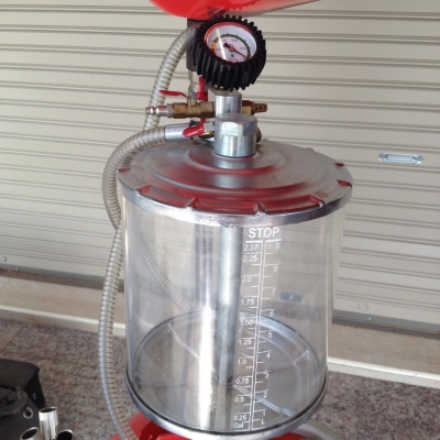 เครื่องเปลี่ยนถ่ายน้ำมันเครื่อง - น้ำมันเกีย แบบง่ายๆ ด้วยแรงดันลม เครื่องเปลี่ยนถ่ายน้ำมันเครื่อง - น้ำมันเกีย แบบง่ายๆ ด้วยแรงดันลม