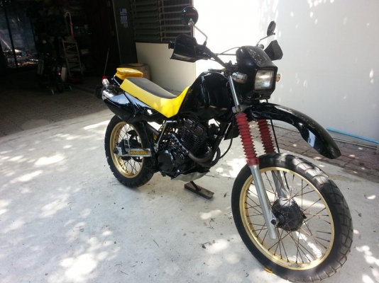 Yamaha XT250 inv.