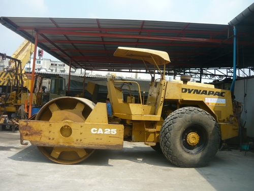 รถบดสั่นสะเทือน 10 ตัน Dynapac CA25II รถเก่านอก พร้อมใช้งาน ราคาย่อมเยาว์