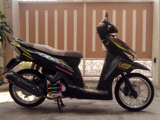 ขออนุญาติขาย Honda CLICK แต่งสวย โอนให้ฟรีครับ