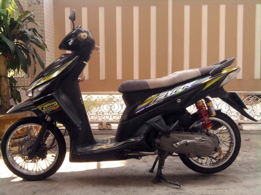 ขออนุญาติขาย Honda CLICK แต่งสวย โอนให้ฟรีครับ