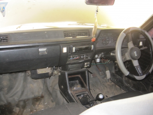 ขายโยโยต้า ไฟเหลี่ยม  35000 บาท