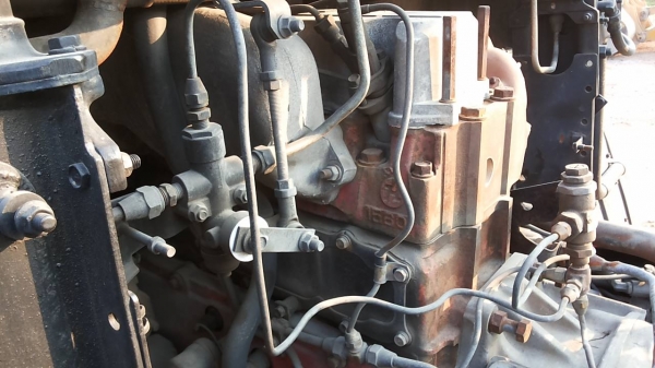 **950,000 บ.ต่อรอง**ขาย10ล้อหัวลาก HINO PROFIA FN604B เครื่องEK100 270HP เครื่องแน่นดีแรง ไม่เยิ้ม เกียร์เดิม ช่วงล่างคัสซีสวยเดิมไม่มีปะไม่มีดาม ยางดี10เส้น หัวเก๋งสวยไม่มีผุ ภายในสวยคอนโซลครบ แอร์ พ.พาวเวอร์ ทริฟฟี่ ครบ พร้อมใช้งาน ทะเบียนต่อให้เต็ม เอก