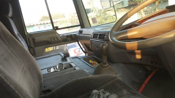 **950,000 บ.ต่อรอง**ขาย10ล้อหัวลาก HINO PROFIA FN604B เครื่องEK100 270HP เครื่องแน่นดีแรง ไม่เยิ้ม เกียร์เดิม ช่วงล่างคัสซีสวยเดิมไม่มีปะไม่มีดาม ยางดี10เส้น หัวเก๋งสวยไม่มีผุ ภายในสวยคอนโซลครบ แอร์ พ.พาวเวอร์ ทริฟฟี่ ครบ พร้อมใช้งาน ทะเบียนต่อให้เต็ม เอก