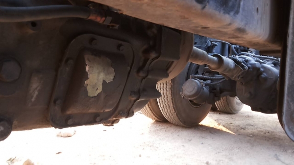 **950,000 บ.ต่อรอง**ขาย10ล้อหัวลาก HINO PROFIA FN604B เครื่องEK100 270HP เครื่องแน่นดีแรง ไม่เยิ้ม เกียร์เดิม ช่วงล่างคัสซีสวยเดิมไม่มีปะไม่มีดาม ยางดี10เส้น หัวเก๋งสวยไม่มีผุ ภายในสวยคอนโซลครบ แอร์ พ.พาวเวอร์ ทริฟฟี่ ครบ พร้อมใช้งาน ทะเบียนต่อให้เต็ม เอก