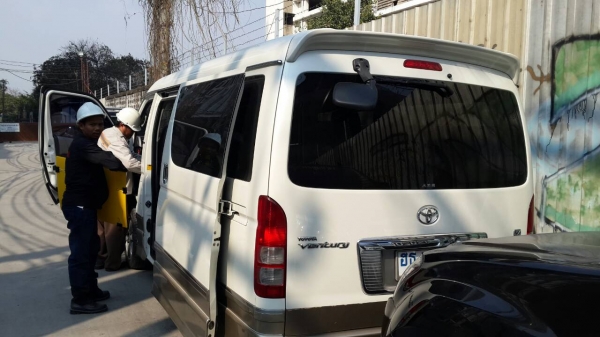 ขายTOYOTA Ventury  สภาพสวย