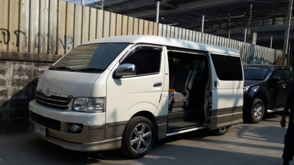 ขายTOYOTA Ventury  สภาพสวย