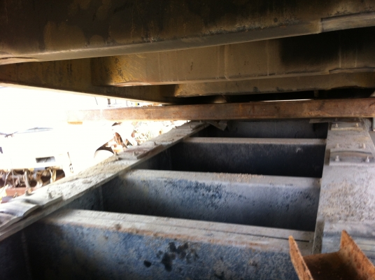 ขายหางเซมิดั้ม 3 เพลา ดั้ม อู่.สามมิตร ปี.49 สภาพสวย 680000 ราคาถูกๆ รีบจองด่วน