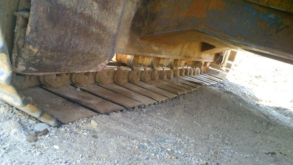 รถแบคโฮ CAT E200 B มีลายแย๊กซ์ รถใช้งานปกติดี รถราคาประหยัด ชอบราคาเท่าไรต่อรองได้ครับ