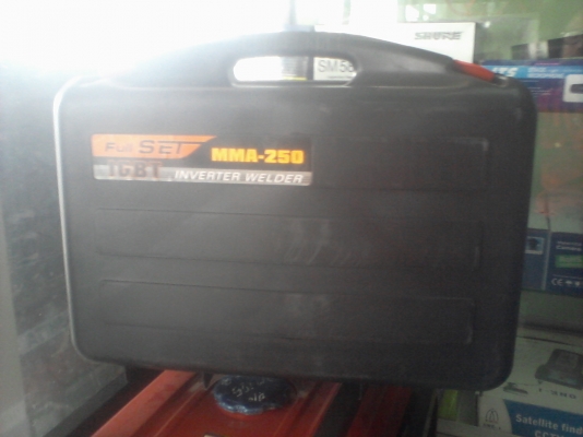 ขายตู้เชื่อม INVERTER WELDER - MMA-250พร้อมกระเป๋าเก็บ ขายตู้เชื่อม INVERTER WELDER - MMA-250พร้อมกระเป๋าเก็บ