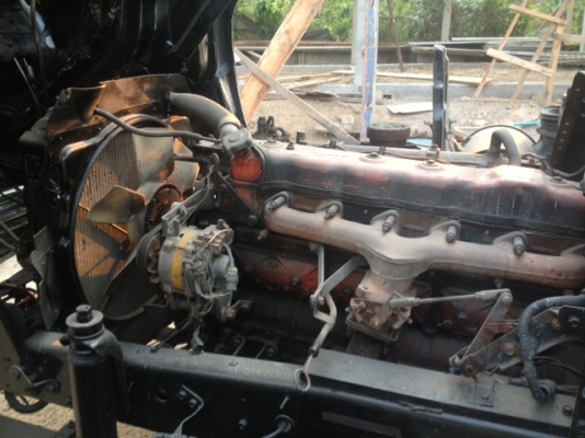 รถบรรทุก 6 ล้อ ช่วงยาว ยี่ห้อ ISUZU รุ่น FRR 175 แรงม้า