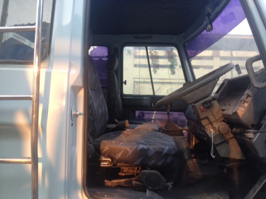 รถบรรทุก 6 ล้อ ช่วงยาว ยี่ห้อ ISUZU รุ่น FRR 175 แรงม้า